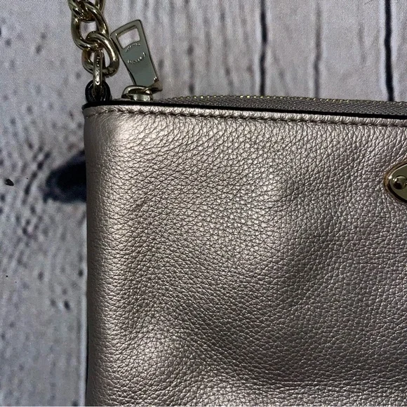 ✅SOLD✅ Vintage Y2K Coach Lyla Double Gusset Leather Crossbody Bag - Picture 16 of 17